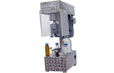 Automatic sealing machine